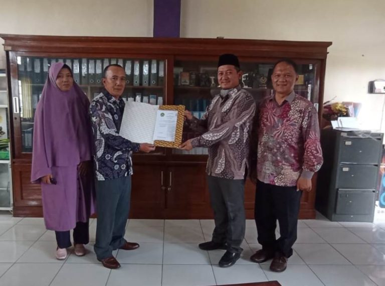 Penandatanganan Kerjasama dengan E-Solution